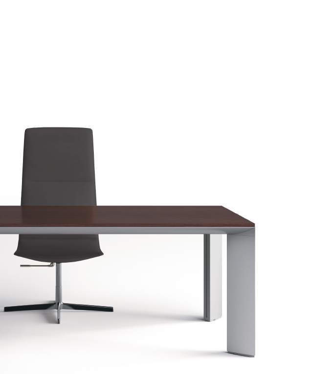 Scrivania direzionale Kono About Office in ambiente ufficio — foto 5